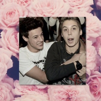 Finatic youtube watcher and lover of cameron alexander dallas and matthew lee espinosa♡♛♡