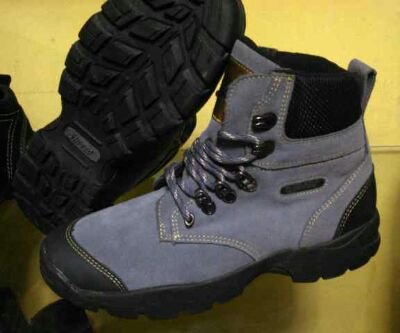 Cek favorit | Mari di pesan dan di order barang-barang distro nya murah meriah aja (jam, sepatu, kaos, jaket, kemeja) | info order : 089650y616013 / pin 7E834D5
