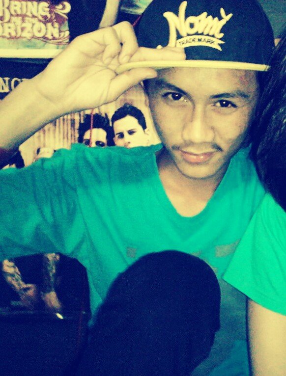 RenggaBudiman's profile picture. everithing on tweeter follow me, i will reply later its back.. and life will become easier...