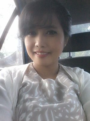3niyuniarti's profile picture. nikmati hidup dengan segala pelangi yang datang