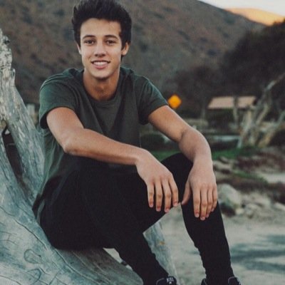 I have 0 of them following me and that's going to change!!...Hopefully :)) ily beautiful people