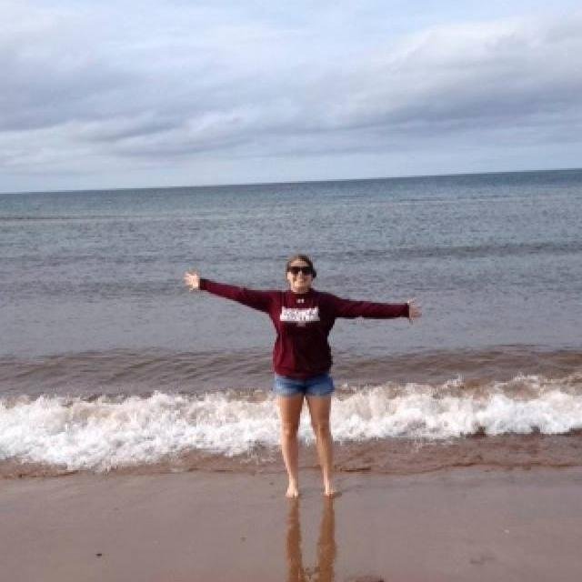 daniellebroome4's profile picture. 