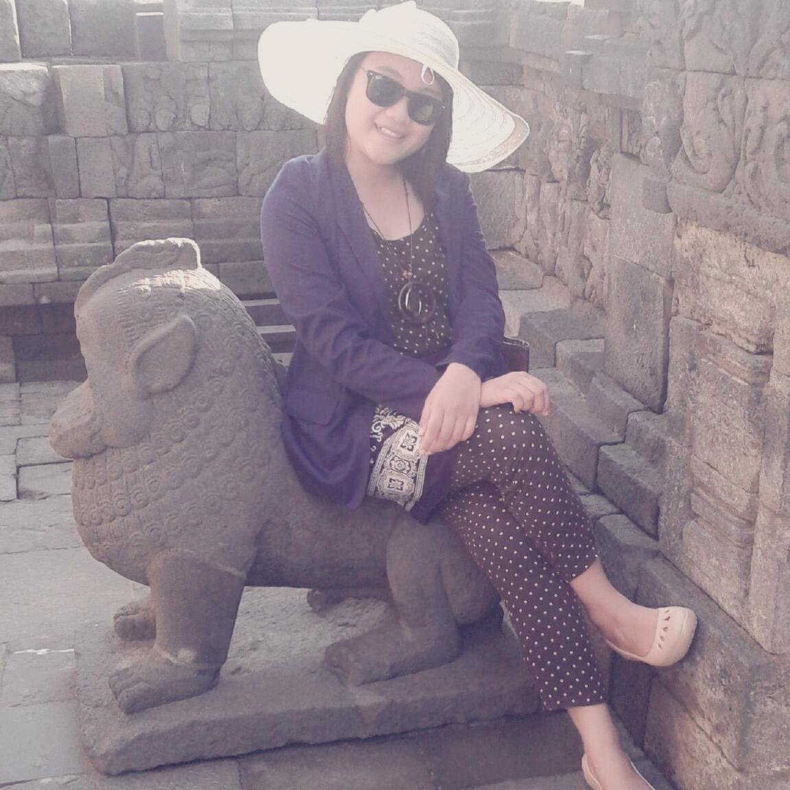 vannyakumowal's profile picture. 04091995