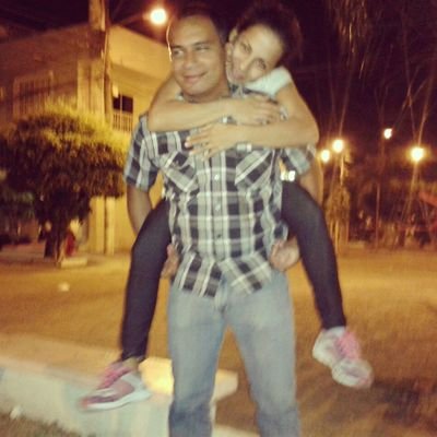 Soñador, Luchador, Socialista Moderno, Rockero, Hincha del IDOLO a muerteeeee !!