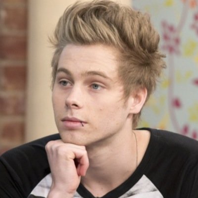 5SOS is my world!