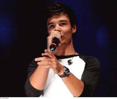 Liam James Payne.19yo.-Megan-