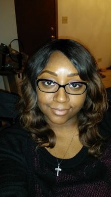 deevah10's profile picture. 