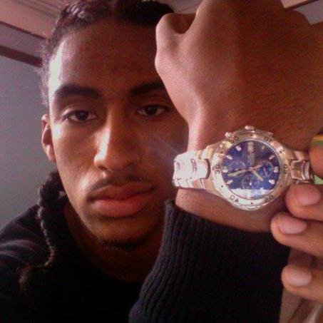 The Official Fan/Support Page for Upcoming Artist Rudebwoy Roscoe http://t.co/Tej9K5idZd  http://t.co/uHnADahGpF