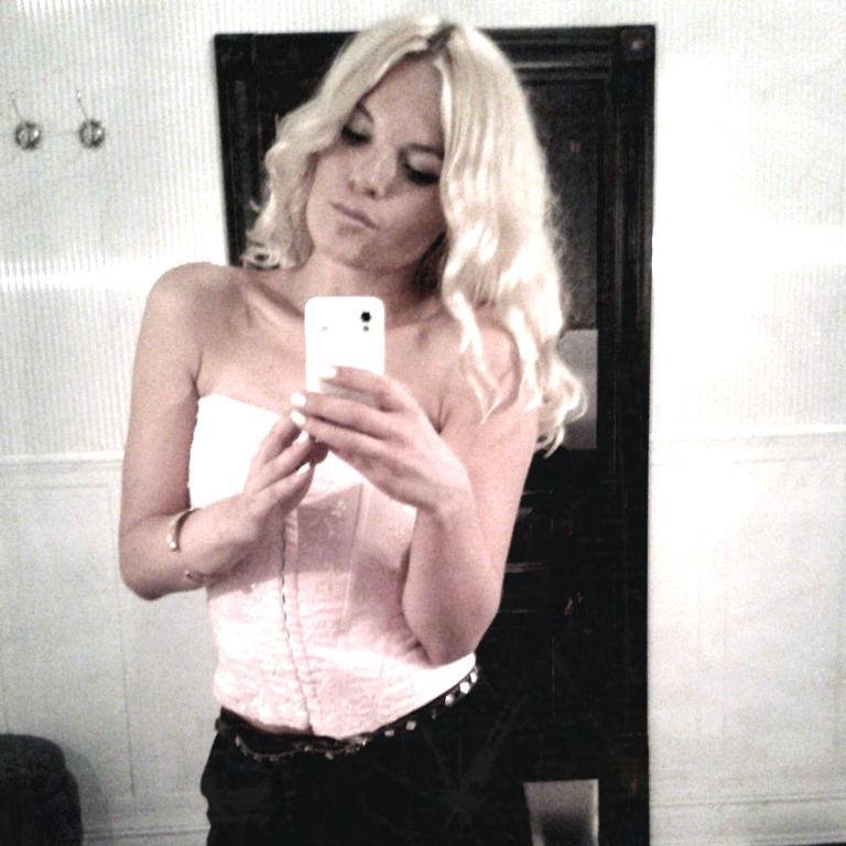 OliviaOllii's profile picture. 