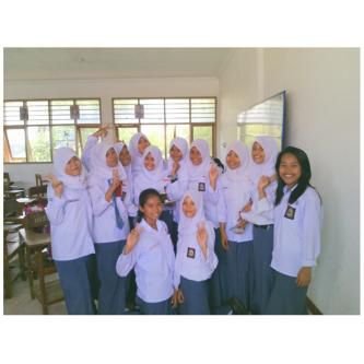 Itu sanaee yang diujung love you ♥♥