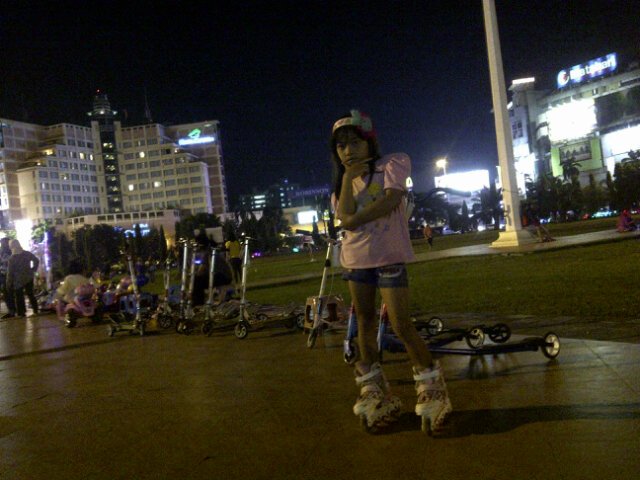 yaneet_zulaika_'s profile picture. With me and my little angel