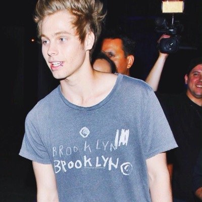 made this so my normal acc doesnt get tweet limit :)