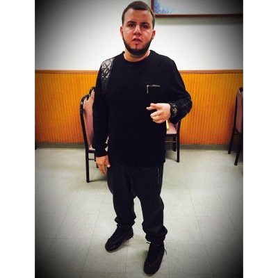 Ingeniero de sonido -|||||||||+ Productor Musical de uno de los mejores exponentes del genero CosCulluEla (HUDINI)