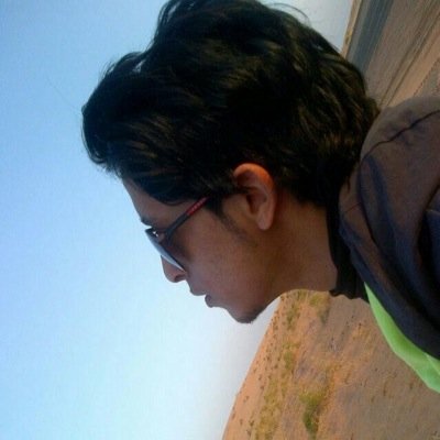 حامل أعظم شهادة بالحياة ألا وهي شهادة لا إله إلا الله..متخرج من مدرسة والدي .رحمة الله.تعلمت منها مأ يجب أن أتعلمه في حياتي ..دمتم سالمين