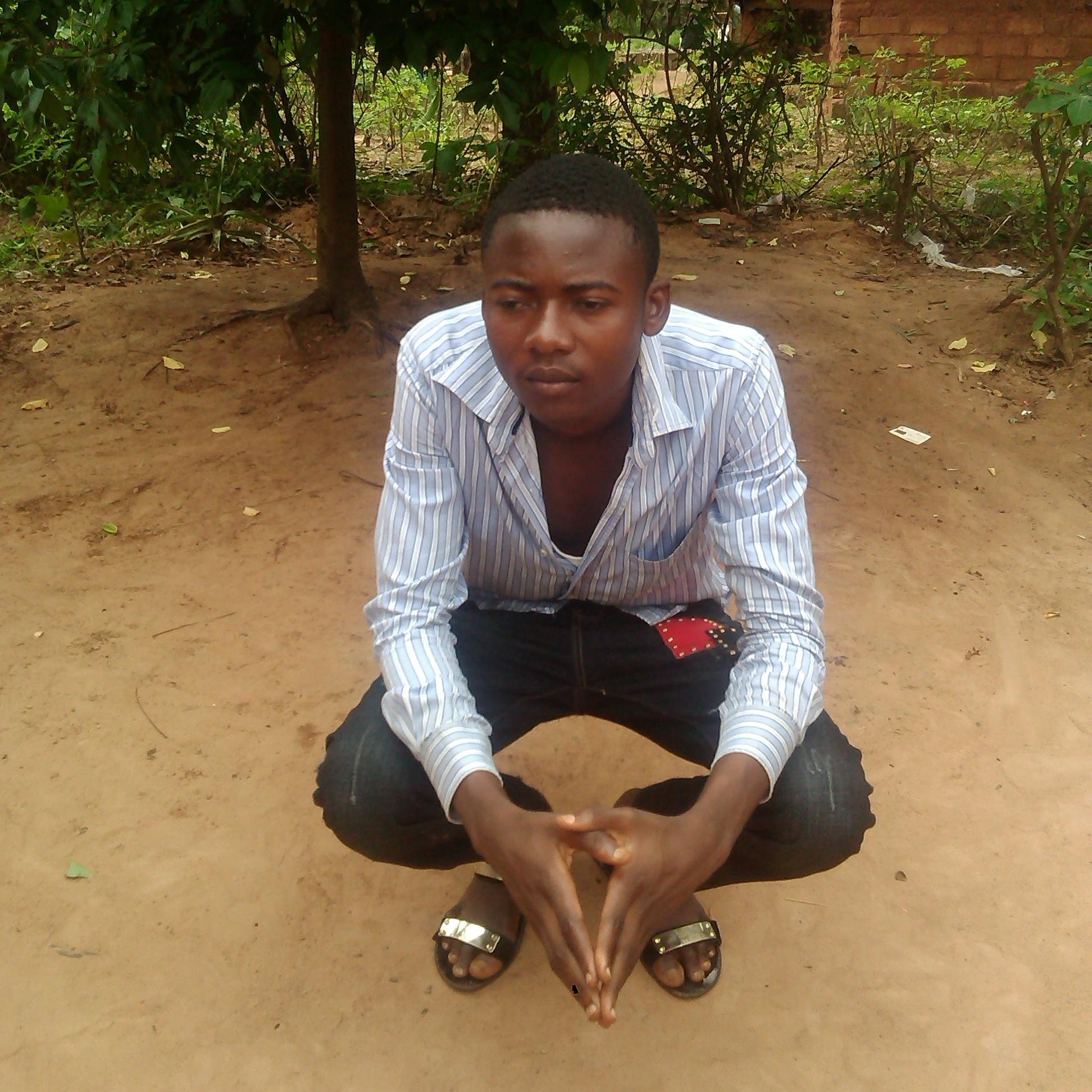 Alainmbiya7's profile picture. 