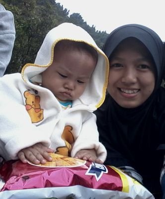 IntanDwiAprisa's profile picture. Shared with love, prayer and a smile.. ^_^
 -Sahabat Punk Muslim
 -NyaiVespaIjoAlways.. hahaha...
 -Istrinya @rickywadakom