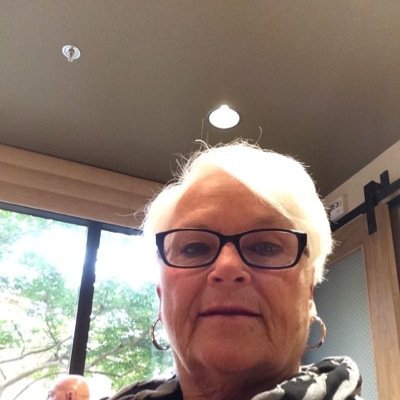 SDeabler's profile picture. family family family with a little new england, lobster, seashore and shells mixed in