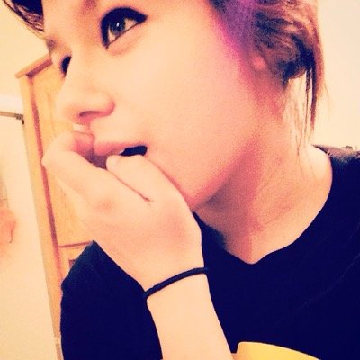 ISeduceWithAwkwardness • Bands •Longboards •Tattoos &' piercing • Turtles !  I'm A Kawaii Potato ; - ; ❤️