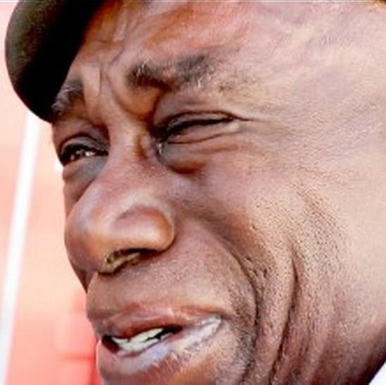 Help us give a home to the homeless man with an electric smile - Ronnie!