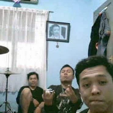 Brotherzonevic's profile picture. Working class - we are brotherhood-this is brother zone - welcome to our world