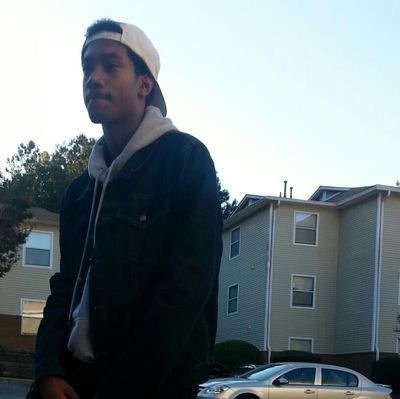 Being funny is LIFE!! IG: Zay2fly2High Comedy/Dancer I Do Funny Videos To Keep Yall Laughing! Oh yeah im also a Model