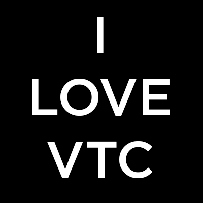 ILoveVTC's profile picture. Hello Twitter ! Je suis le robot fou qui aime les #VTC mais avant tout, j'aime @Allocab, mon chauffeur sur-mesure :)