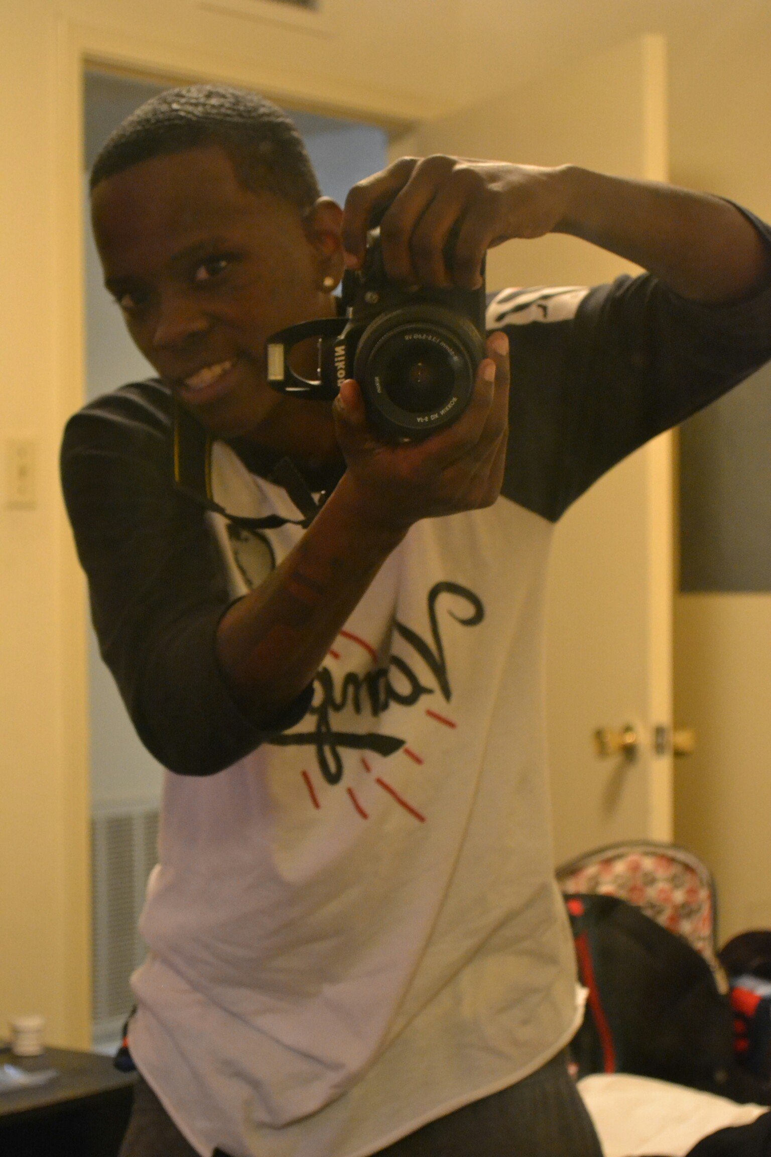 -Reporting live 4Duty:Lt.Slimboi #28yrs yung,Photographer, music artist, writer, promoter, Snap:Slimbrichardson (FB Slimboi Richardson)  10-4 over and out