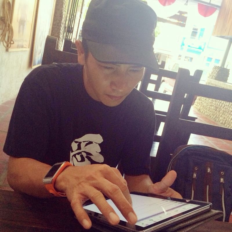 inibukankeri's profile picture. art worker and worshiper