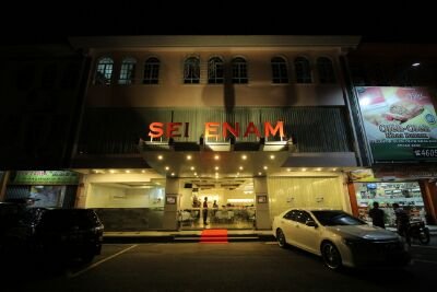 Restoran Sei Enam menjalani usaha kuliner seafood halal, bagi para seafood lover ayuk mampir ke restoran sei enam dijamin puas