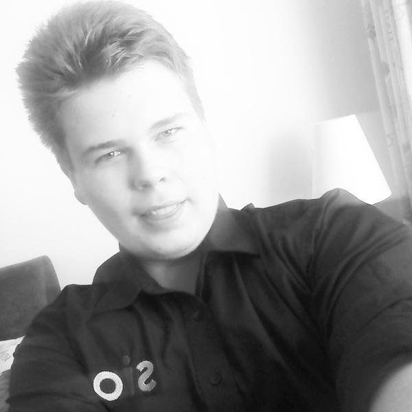 Robin_9_10's profile picture. beter bekend als Lampie of DJpiet Spanje|Licht&Geluid Technicus|HvV-entertainment |RTVZOo |MHSOUND