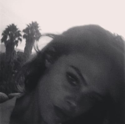 she had a face straight outta magazine