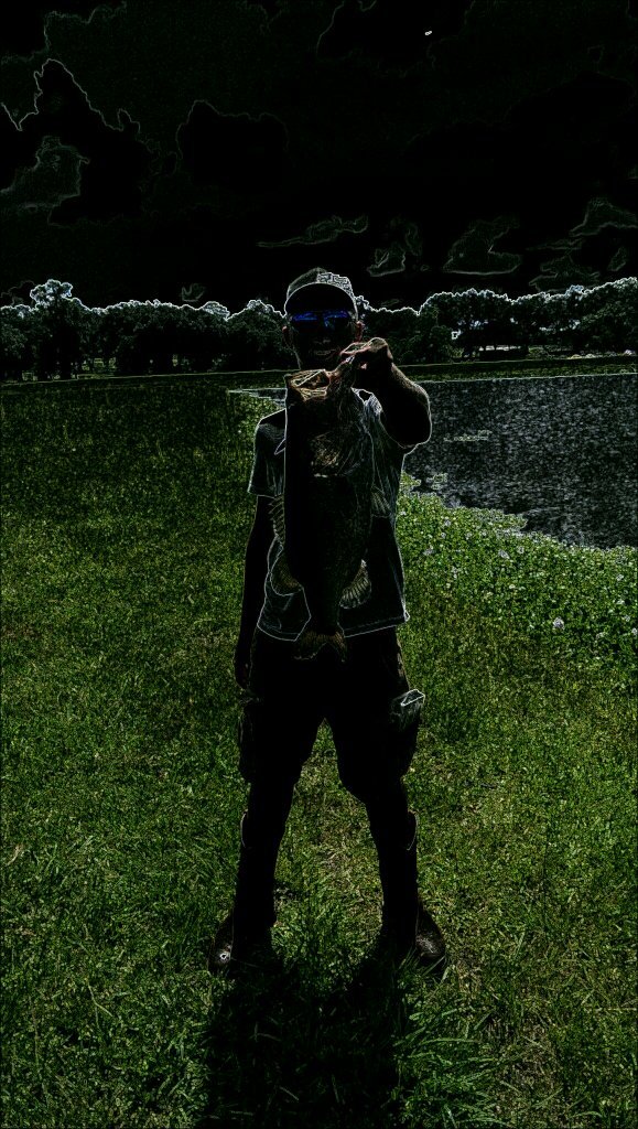 lipriperskipper's profile picture. we say grace and we say ma'am and if ya aint into that we dont give a damn