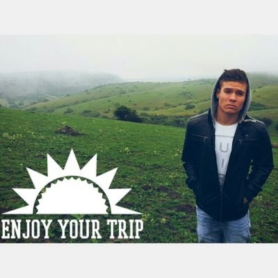 DaMzHaTt's profile picture. I live in a world built on thoughts and imagination              Instagram - damian_hattingh