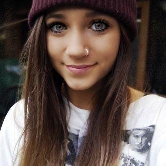 may_mayrosa's profile picture. 