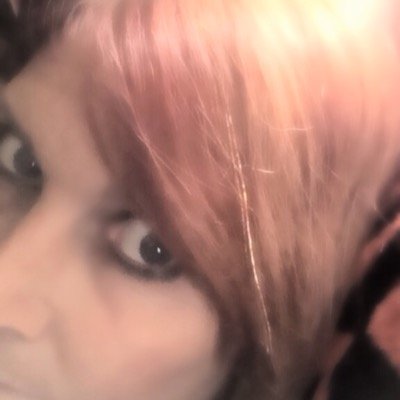 hahasimpleton's profile picture. 