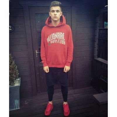 e59679311f25490's profile picture. الله أكبر
                               //M4  ///M5               Amğ                                                                                Åűďı