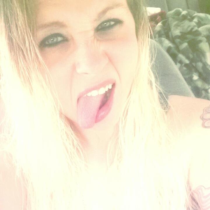 HeatherBird871's profile picture. 