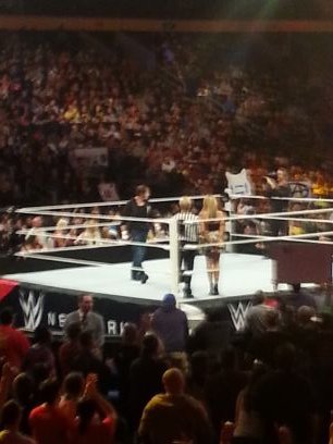 Breanna is the name :) Im 22 years young :) I love taking pictures and living life :) i always am a huge fan of raw:)
