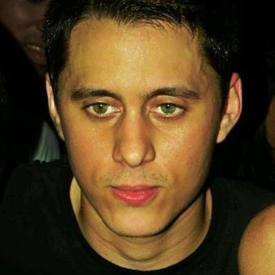 El Objetivo de esta cuenta es trasmitir el mensaje de un poeta @ElCanserbero