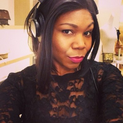 Deejay / Pop Culture Analyst / Girl Power Enthusiast / Radiohead/ Cut From A Different Cloth / Cool Shit Doer / #VibeWithVal