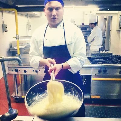 C15Cristian's profile picture. Chef : perchè la cucina non è solo cucina è amore, come vedi il mare per la prima volta o come il ti amo detto alla ragazza della porta accanto.