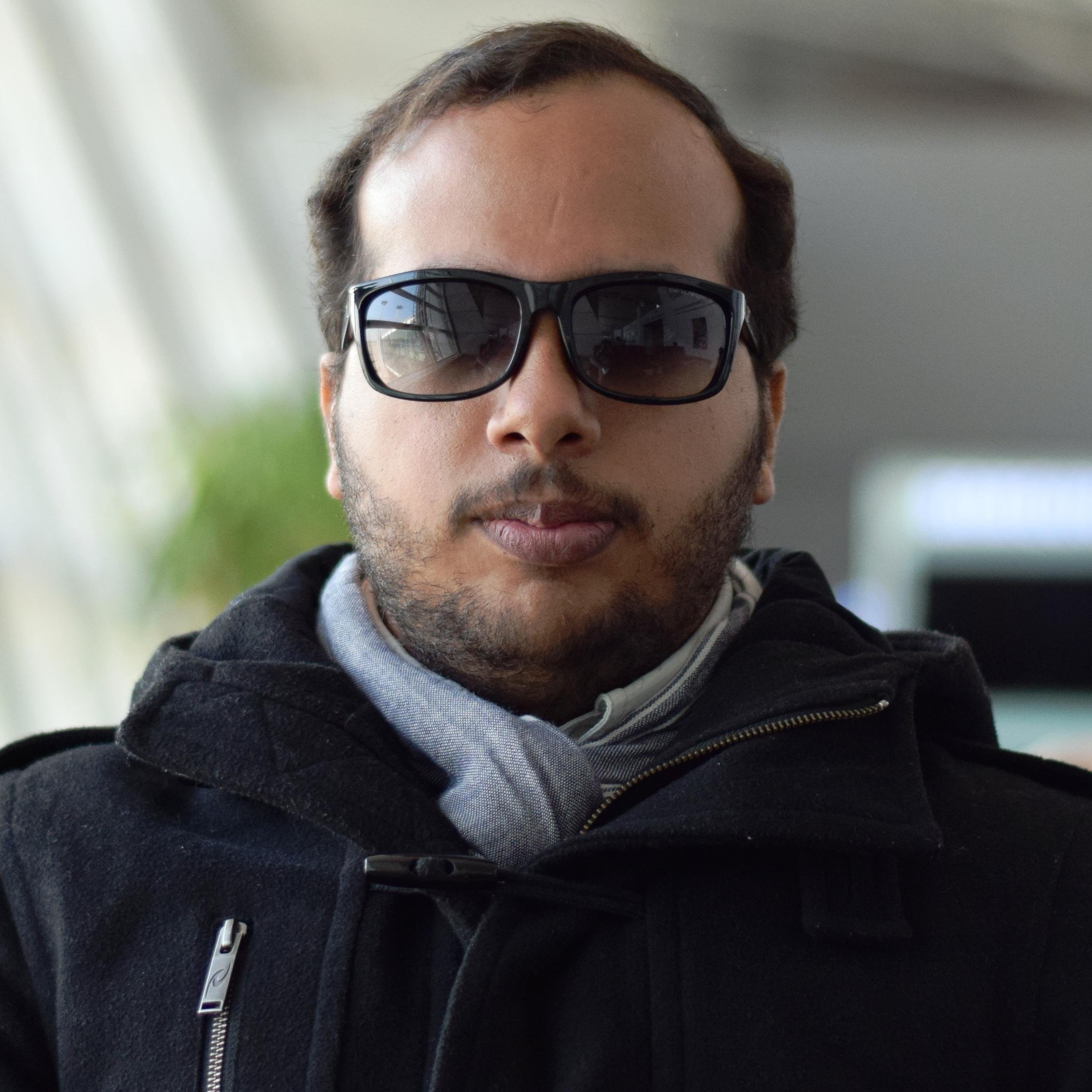 [devops, microservices, containers, javascript, linux, golang] // code