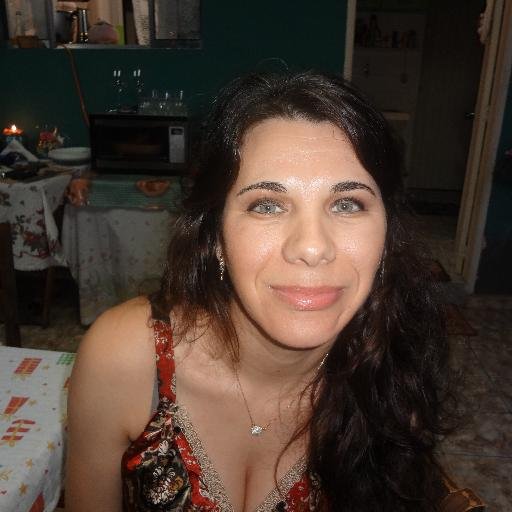 Me sentindo a mulher mais feliz do mundo, amo demais a vida.