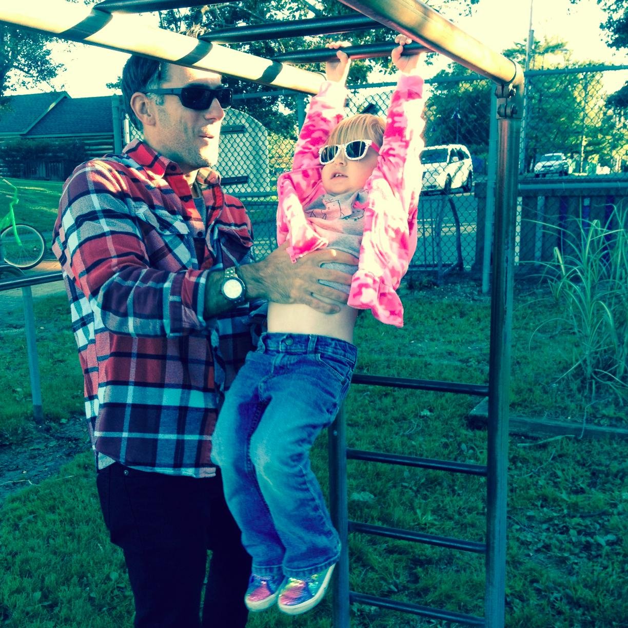 fitnhealthydad's profile picture. Teacher, Surfer, Cyclist, Personal Trainer, Group Fitness Instructor Husband, Father of Twins, Musician, Healthy, Gonna live to 100+