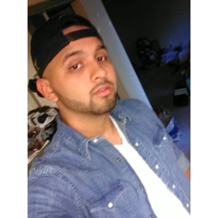 younglouie_'s profile picture. 