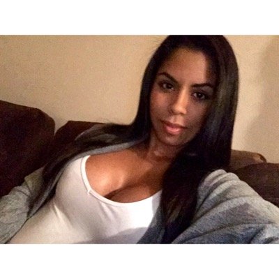 veecorredor3's profile picture. in order to be irreplaceable one must always be different.