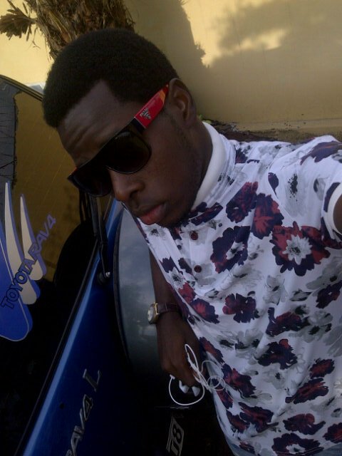 mack7_05679's profile picture. J'aime jésus j'aime ma live, ingénieur en télécommunications!