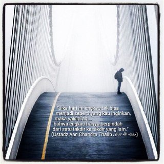 Aim_Road's profile picture. Lethologica Man. Berharap kelak menulis sebuah buku tentang lupa. Chelsea.fc - Agatha Christie Addicted - Vesparampam