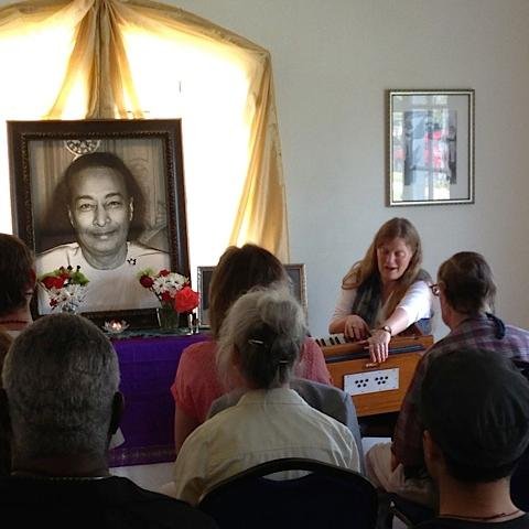 Mother, Grandmother, seeker of truth and healing 
Lifelong Devotee of Yogananda