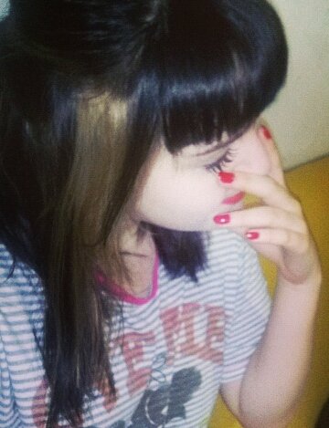 Elvis is my daddy, Marilyn's my mother
Jesus is my bestest friend